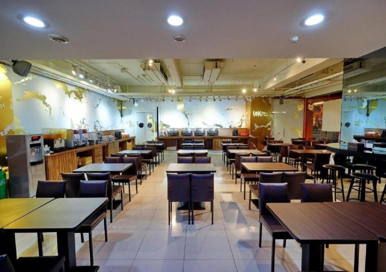Walker Hotel - Sanchong Taipei Exterior photo